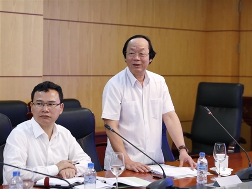 Phú Thành Group hướng dẫn kỹ năng Phát biểu trong cuộc họp.